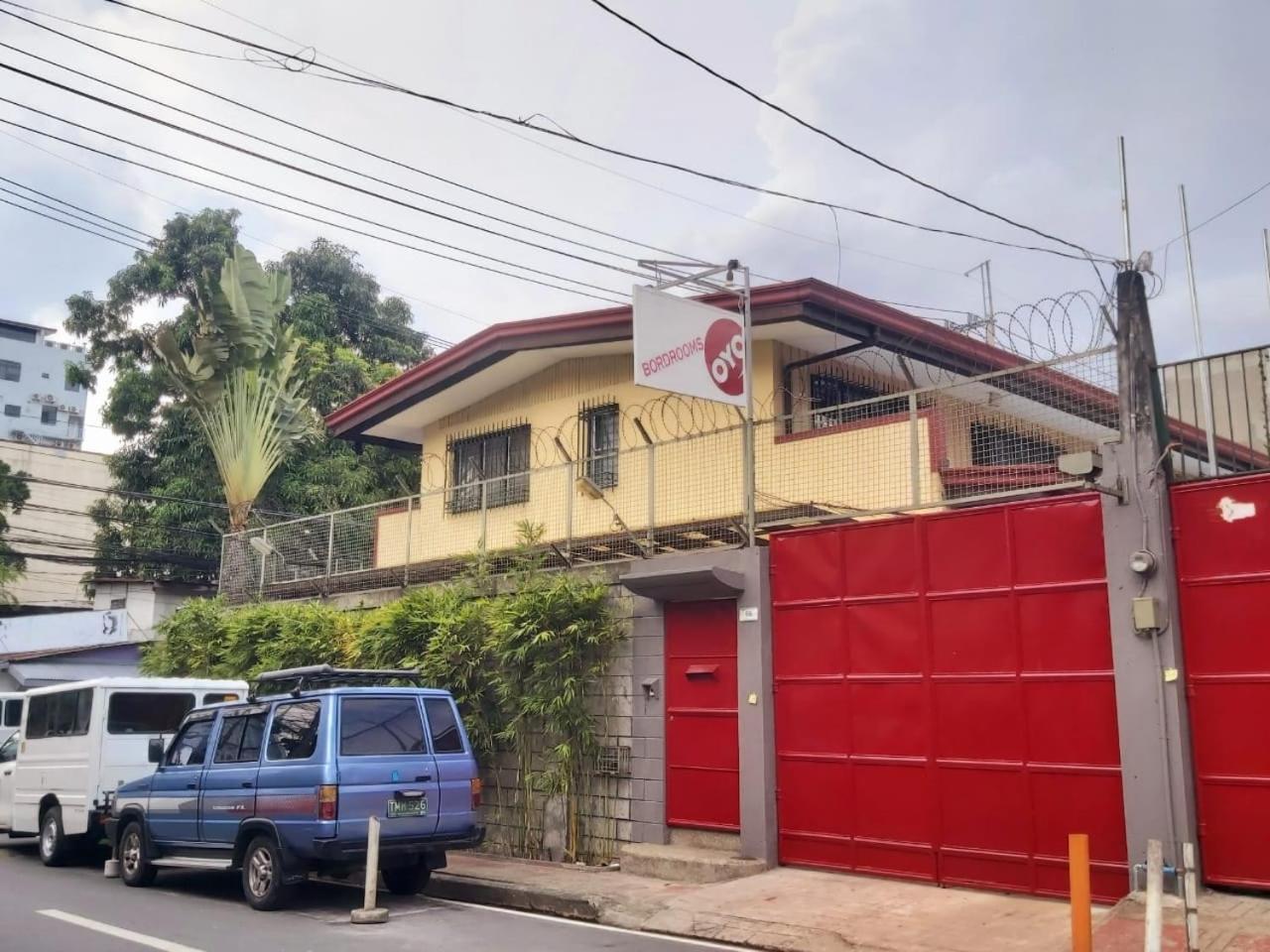 Oyo 916 Angel'S Boardrooms Quezon City Exterior photo